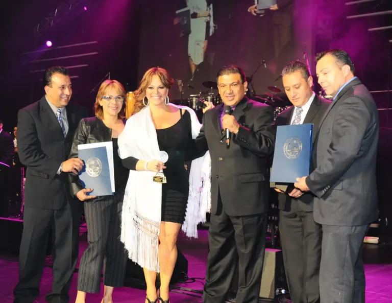 Jenni Rivera: la fuerza de una mujer,