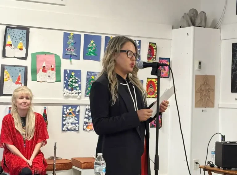 Poetisa Yesenia Garibay en ‘Ecos del Verso’