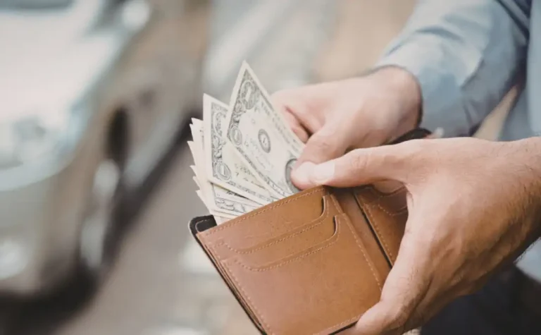 Cómo dejar de gastar dinero: