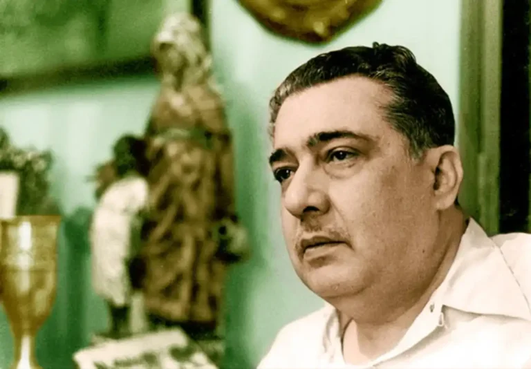 Frases del escritor cubano Lezama Lima